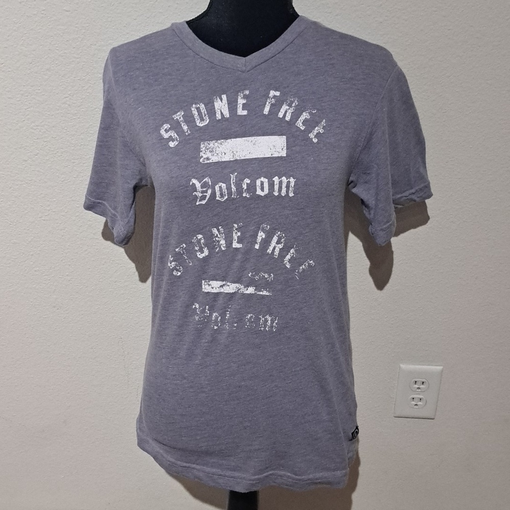 VOLCOM vintage wear surf form-fitted tee, XL